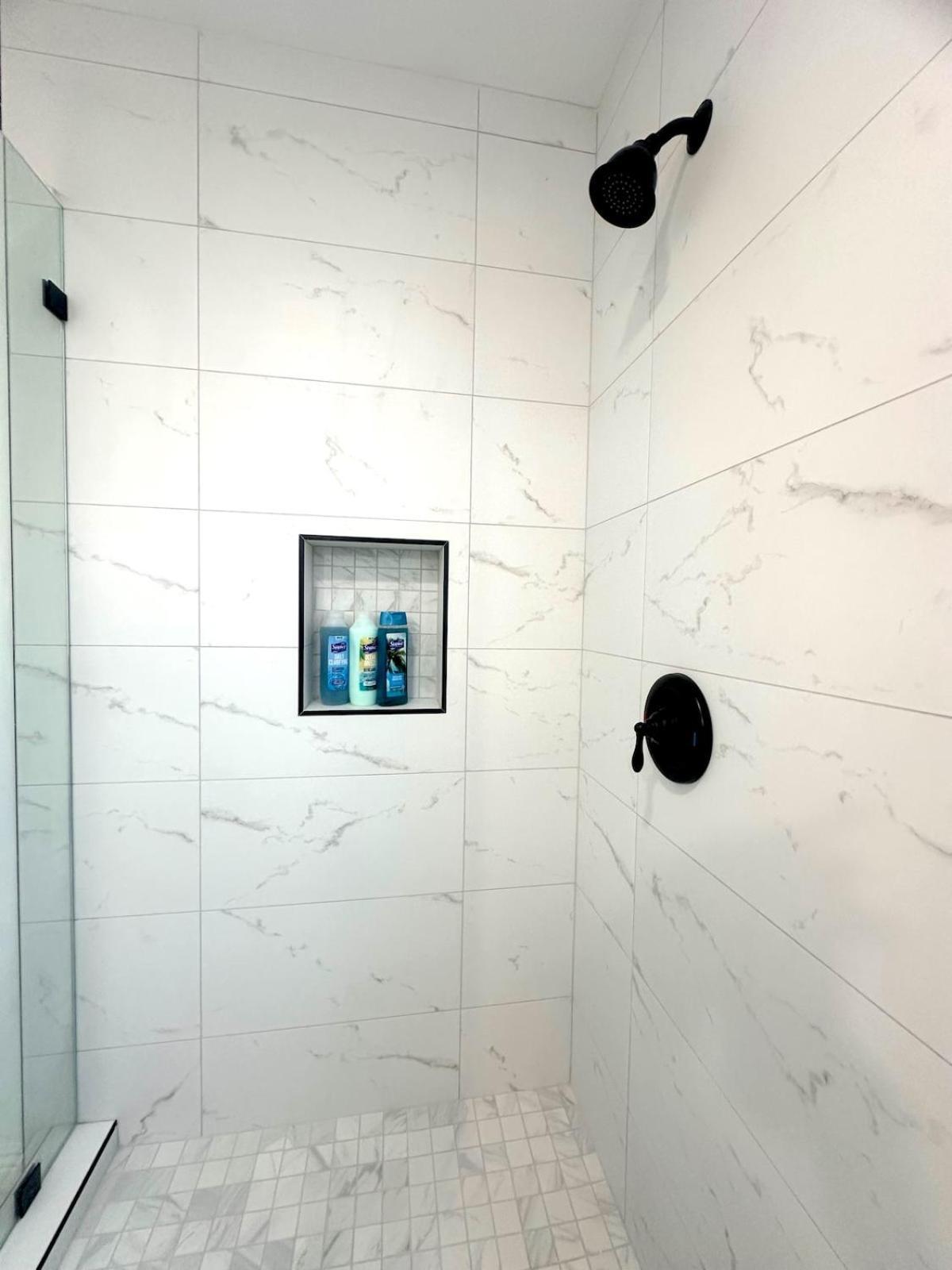 Hébergement de vacances Cozy 3br With Pool, Yard, Garage, And 80 Inch Tv! Los Angeles